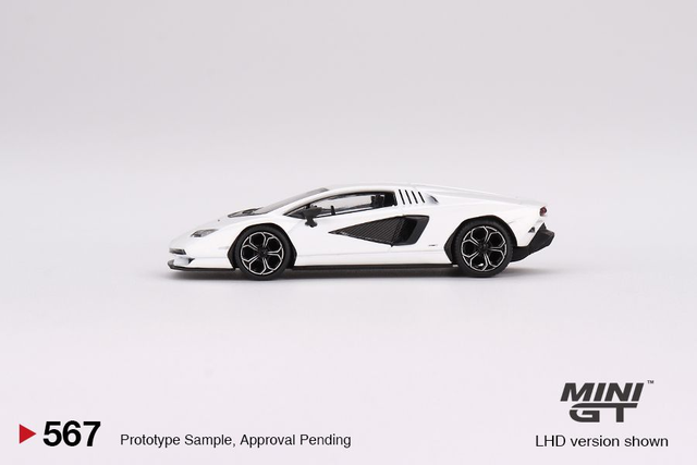 MGT00567 Mini GT 1/64 Lamborghini Countach LPI 800-4 Bianco Siderale (LHD)