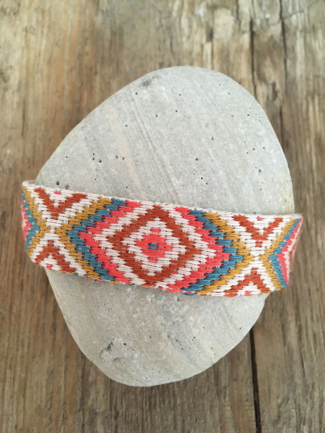 BRACELET ETHNIQUE MULTICOLORE