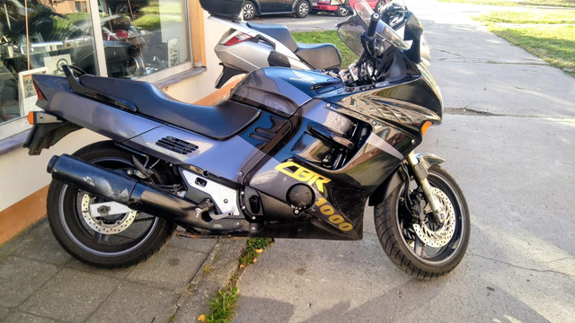 HONDA CBR 1000
