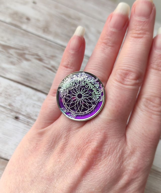 Bague acier &quot;Attrape-rêves&quot; violet réglable