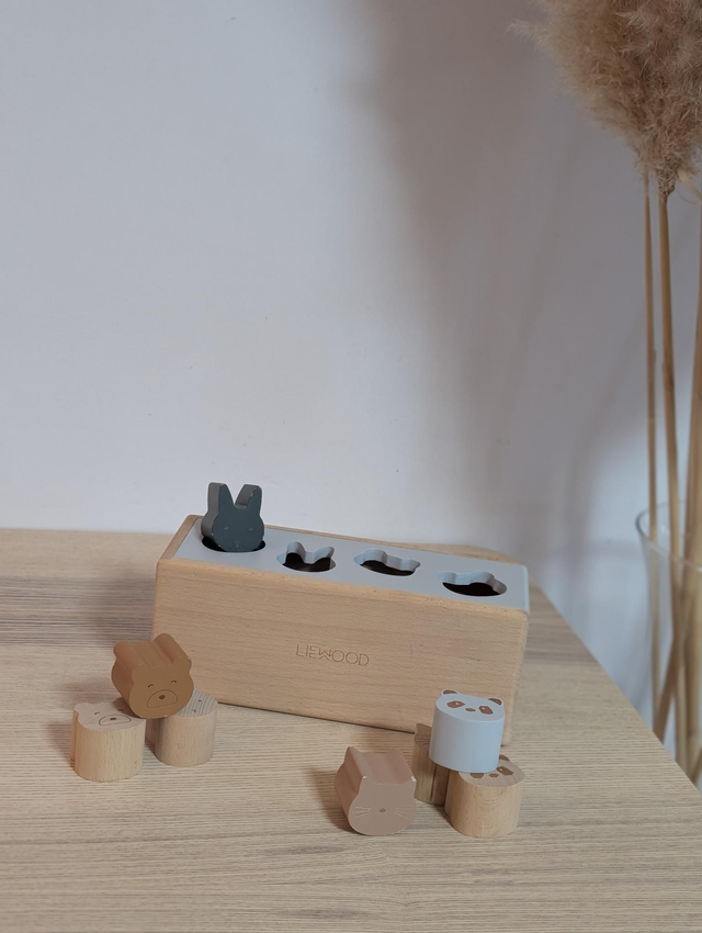 Boîte à formes Liewood - Prix neuf : 50 euros 