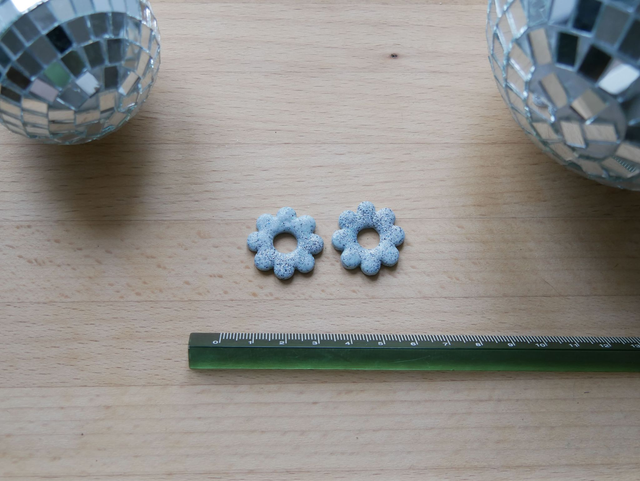 Bloom 8 pétales gris paillettes