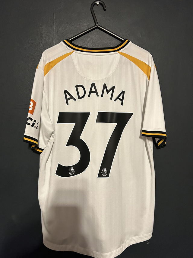 (L) Wolves 2021-22 Third / ADAMA 37