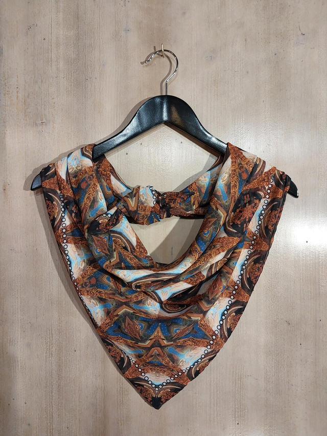 Valencia Rouge. Carré