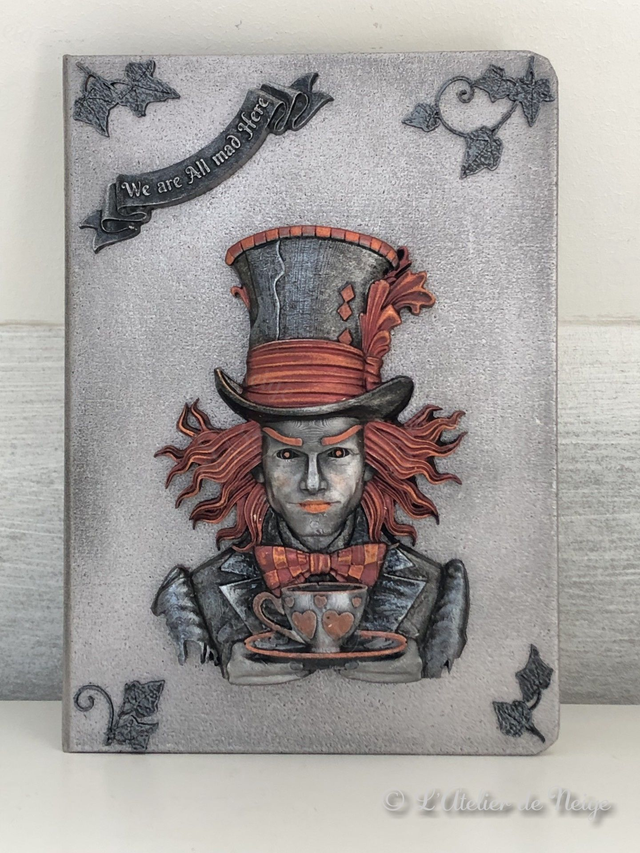 Carnet Chapelier Fou Phosphorescent