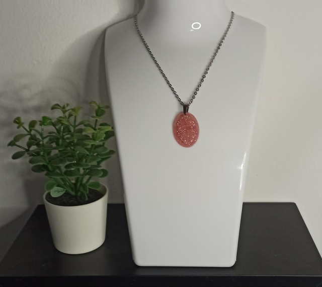 Pendentif rose pailleté CO011