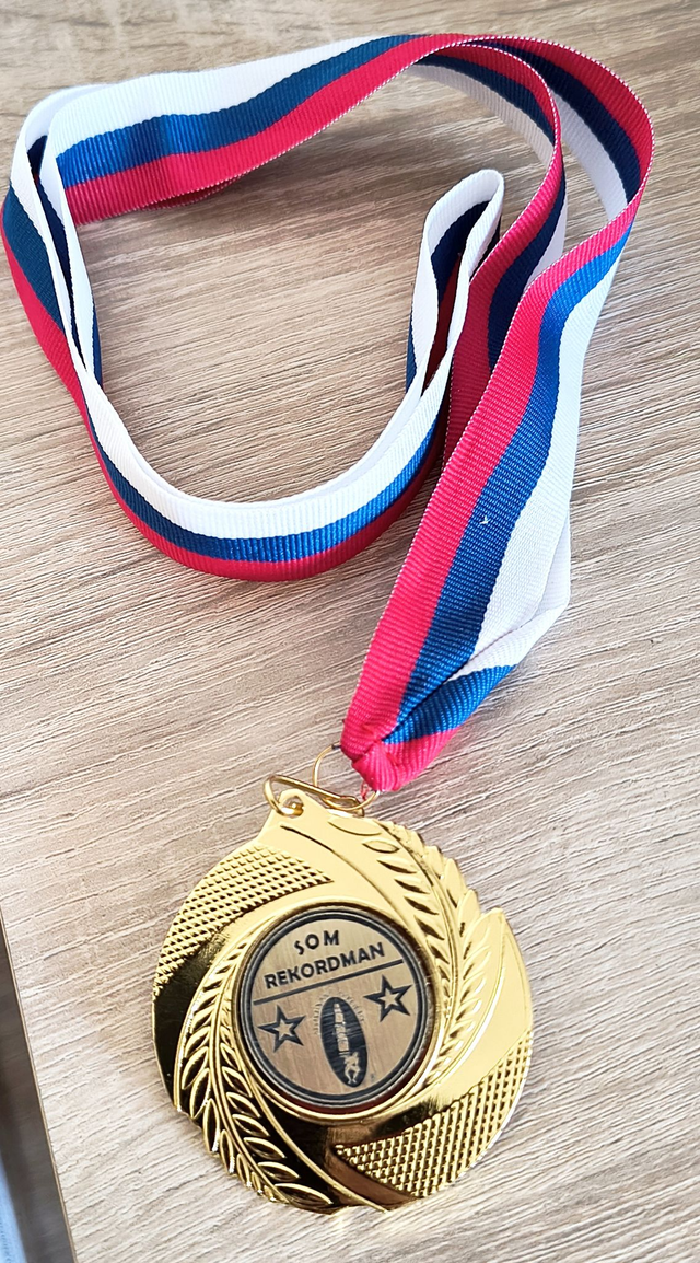 MEDAILA MALÁ - SOM REKORDMAN