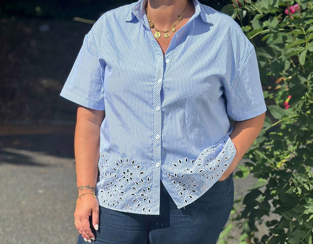 593- Chemise rayures broderie anglaise 