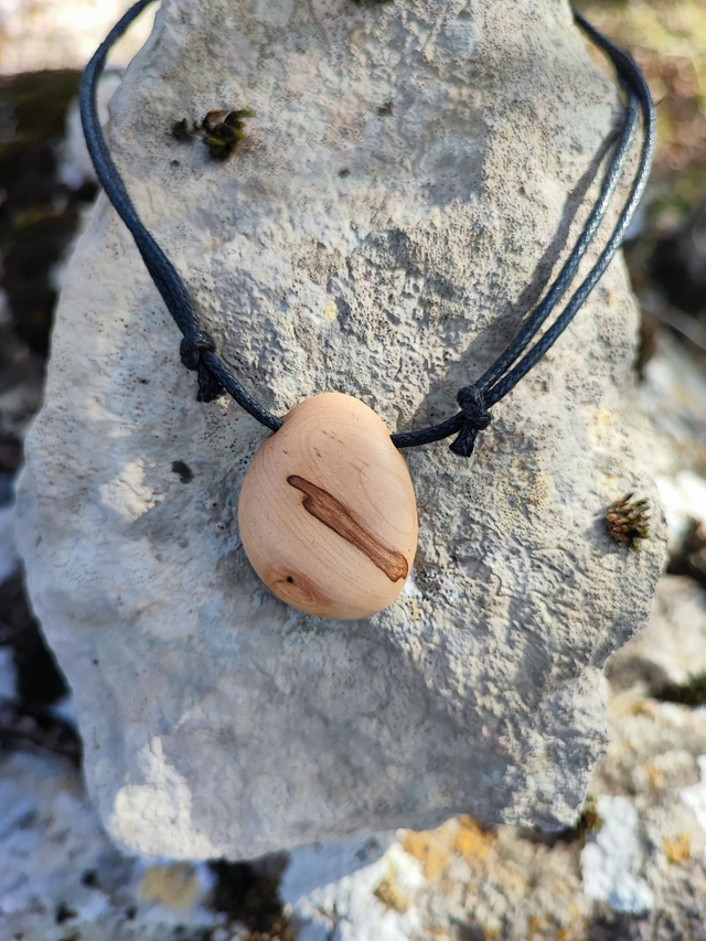 Pendentif en Bois de Cognassier