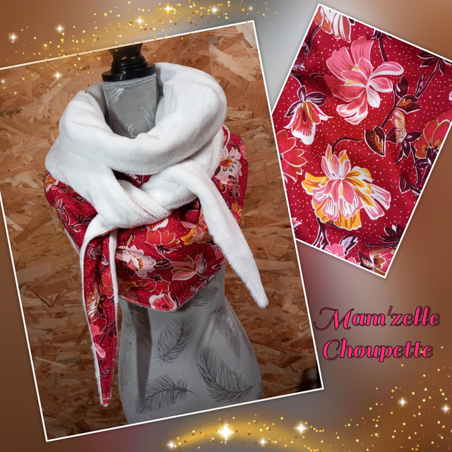 Maxi-châle rouge fleuri