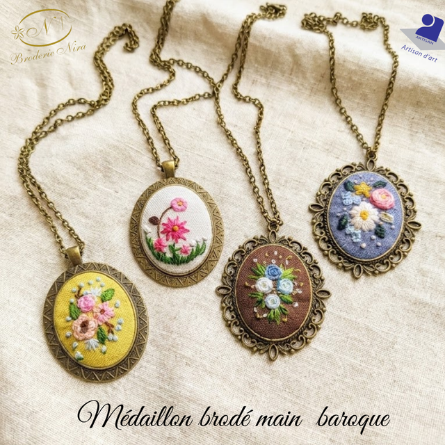 Médaillon, collier baroque broderie main 