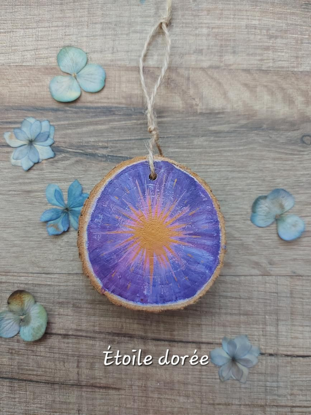 Décoration de Noël à suspendre - petits rondins