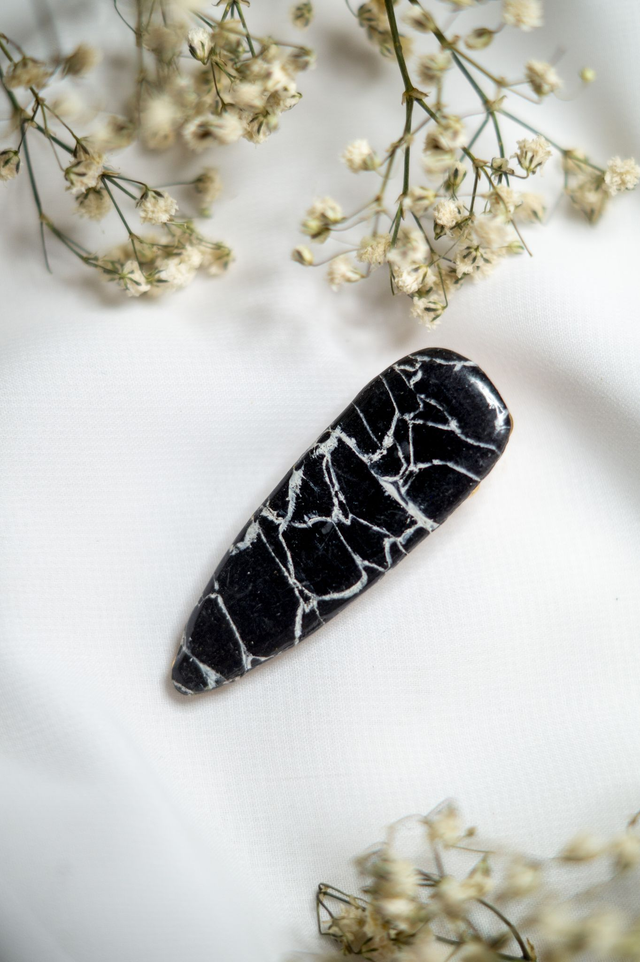 Coloris marbre noir - Barrette ovale