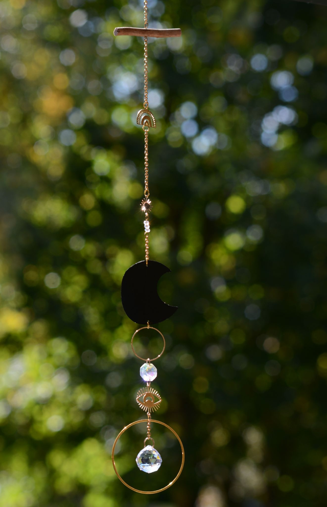 Attrape Soleil d&#039;intérieur Upcyclé - OEIL Protecteur - Chambre à Air Valorisée &amp; Perles Recyclées - Pièce Unique