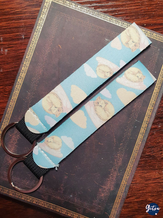 Lanière pour clefs chat sur un nuage