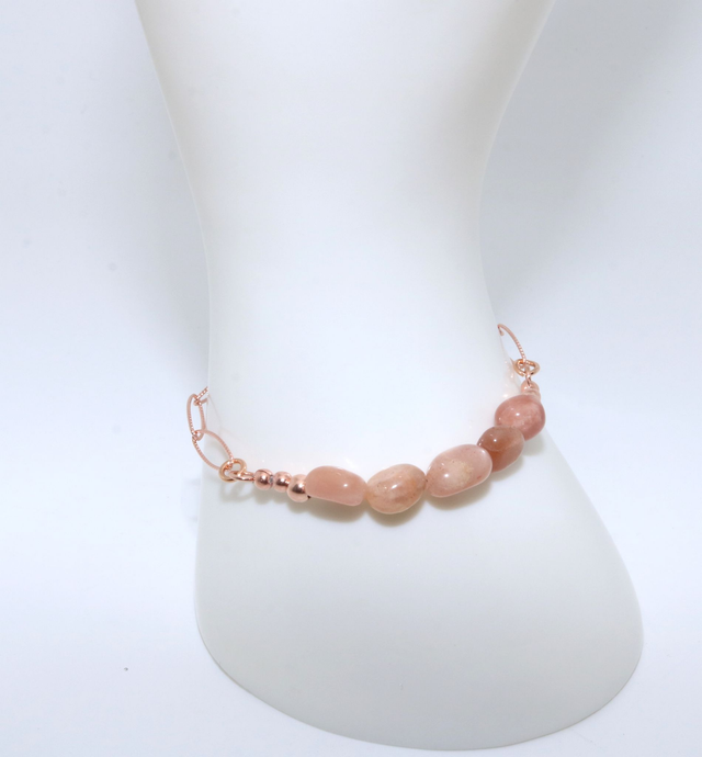 Armband aus 925 Silber rosévergoldet mit 5 Mondsteinen – 21 cm, variabel tragbar