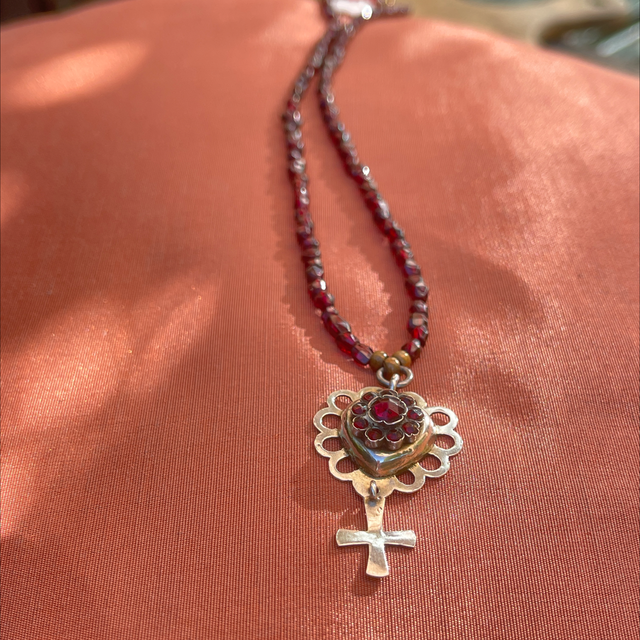 Granat Collier / Kette mit Anhänger 