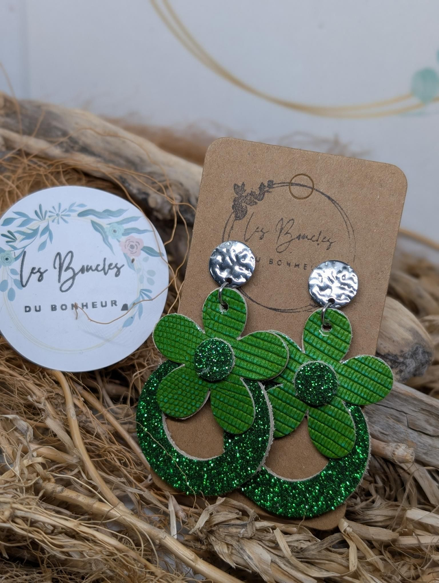 Boucles d&#039;oreilles baby Marguerite vert paillettes bm1145