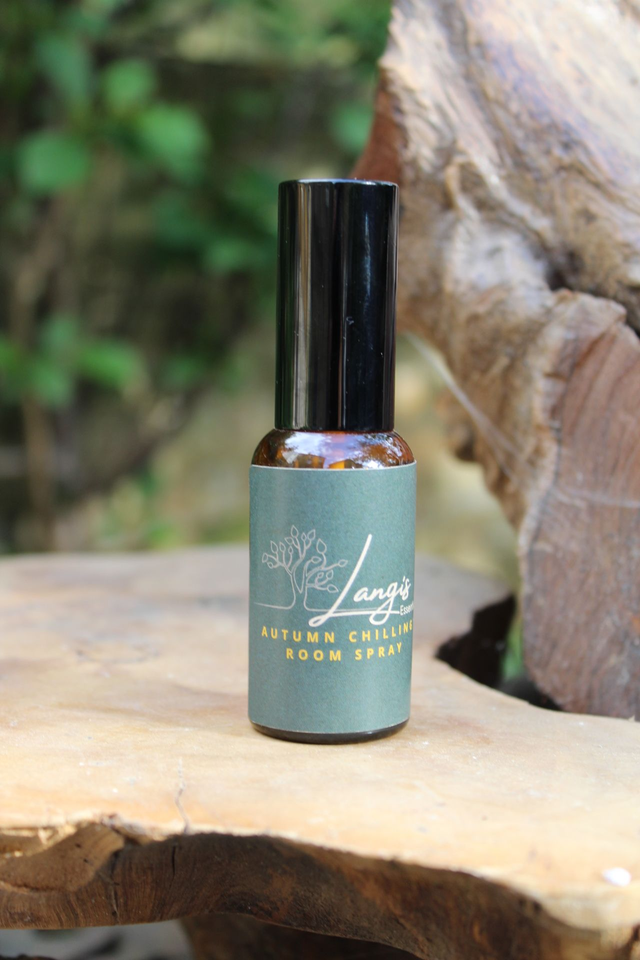 Autumn Chilling Room Spray- 30ml (Blend of Lavender, Lemongrass, Cedarwood and Geranium)