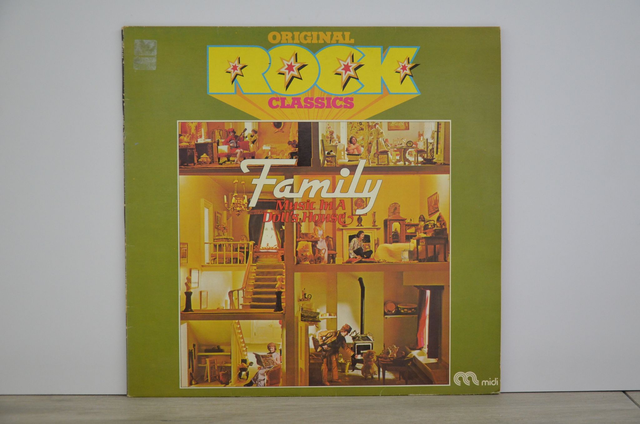 Family - Music In A Doll's House (1974) (1968)