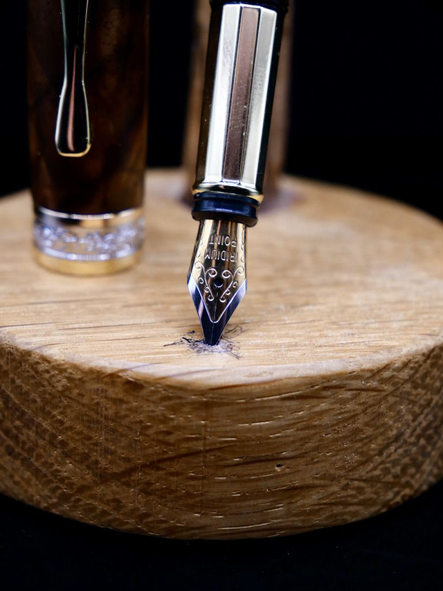 Stylo Gentleman plume Noyer du Maroc