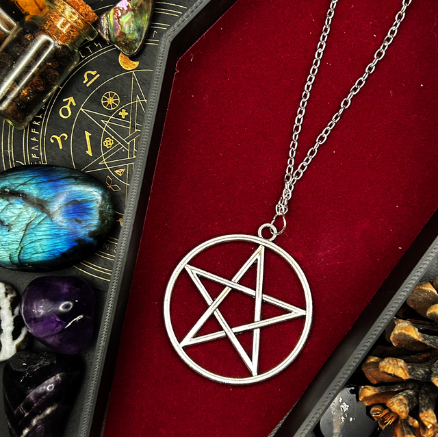 Large pentagram necklace 