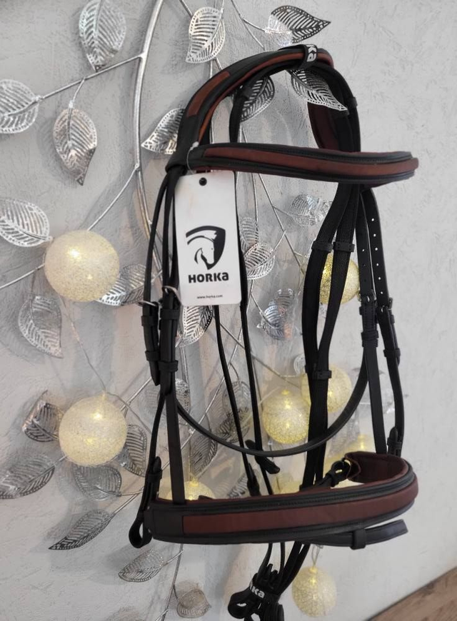 Bridon HORKA anatomique – Noir/Chataigne – Taille Full – Avec rênes – Neuf déstockage