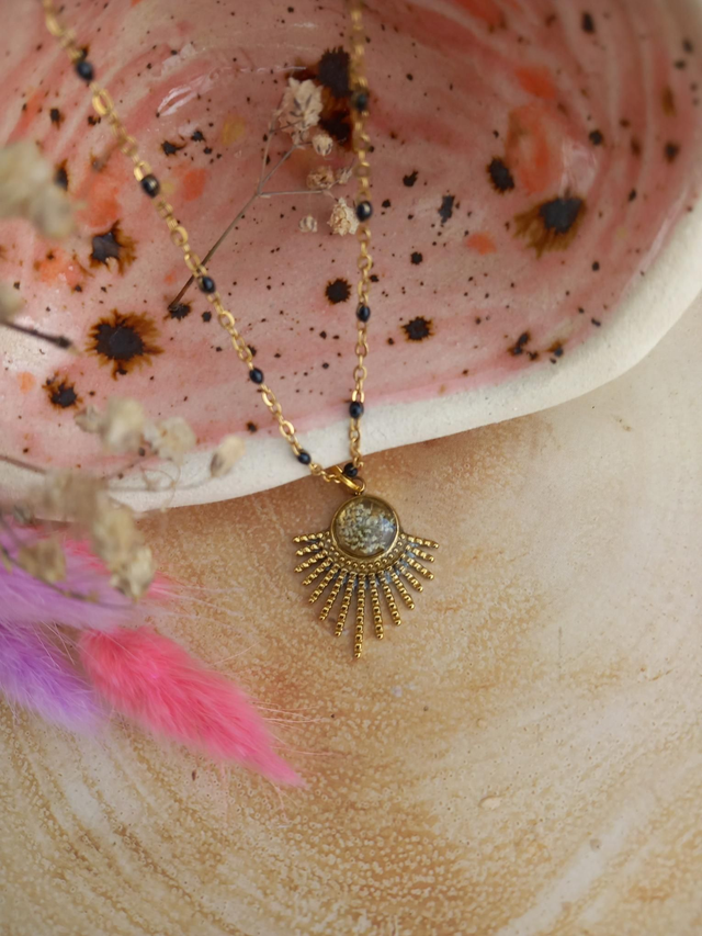 Collier heol