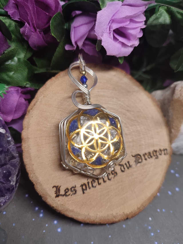 Pendentif Fleur de Sagesse