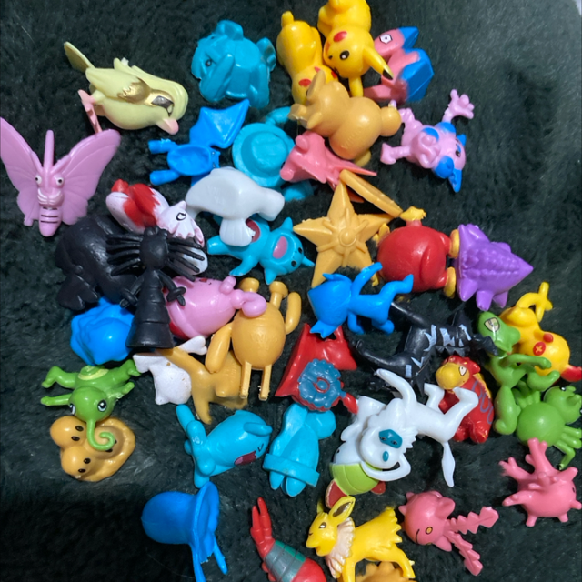 1 Pokémon figure random hand made