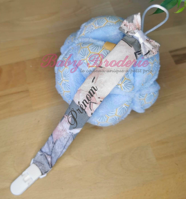 Attanche Tétine Grise à fleur rose