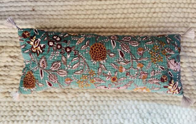 Coussin relaxant "Divine Morphée" aux fleurs de lavande (grand modèle 35cm/15cm)