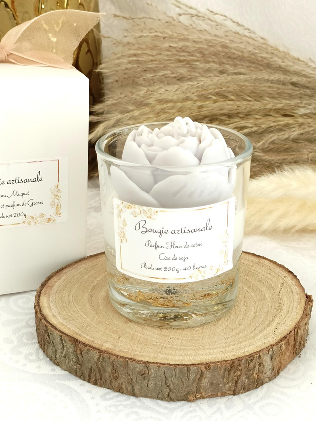 Bougie transparente fleur moulée 