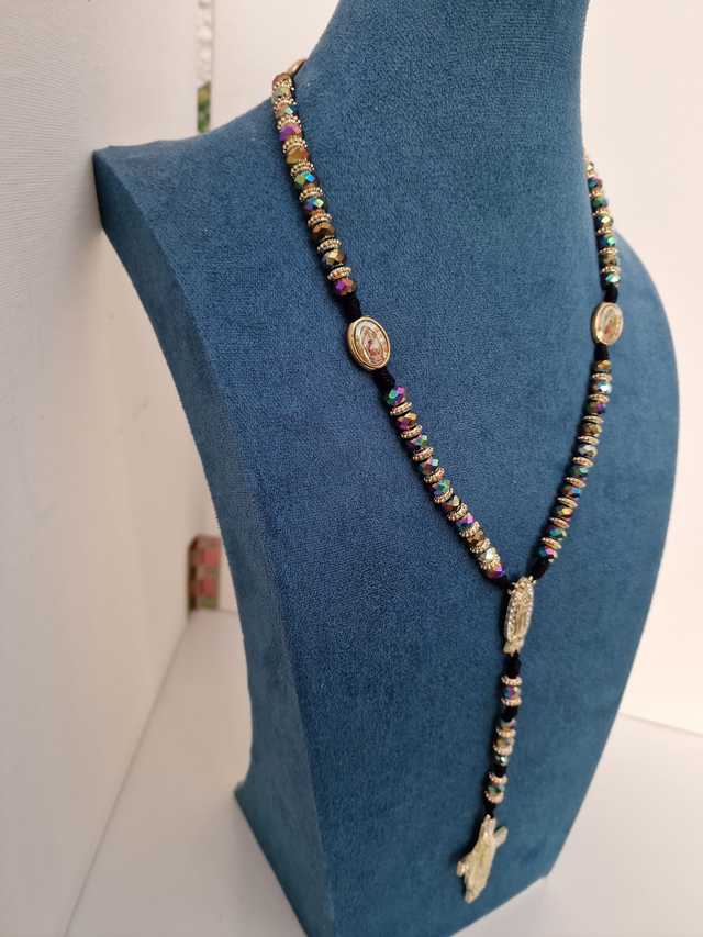 Collier Chapelet Perles Cristal Noires Multicolore Croix Vierge Strass Acier Doré