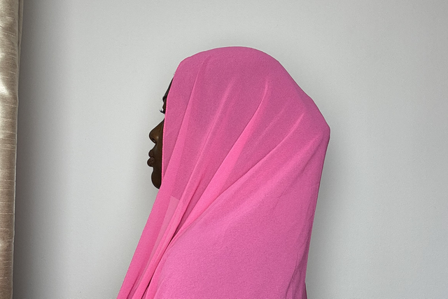 Hot pink (Chiffon Hijab)