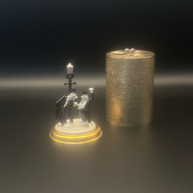 Stuart Devlin Christmas Surprise Box – “God Rest Ye Merry Gentlemen” – No. 312 / 500 – Boxed