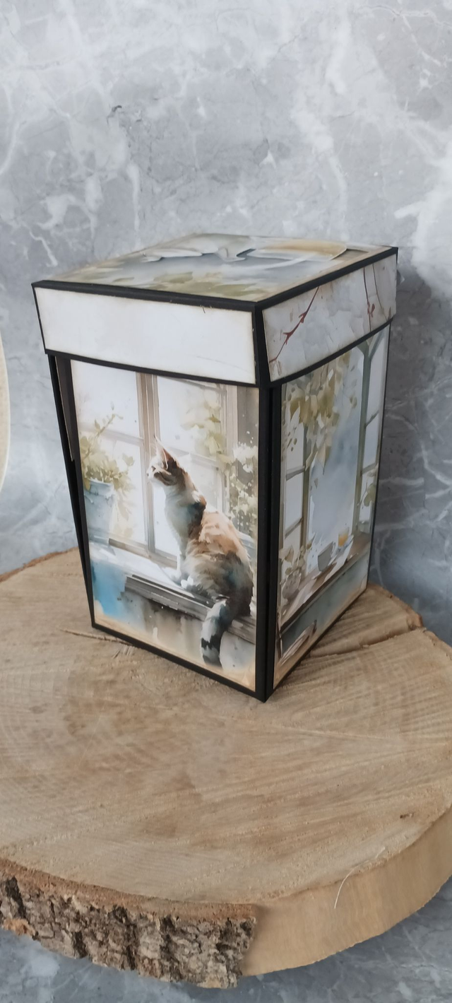 Calendrier de l'Avent fait main - Boîte à Explosion Thés & Infusions Les Deux Marmottes (24 Jours)