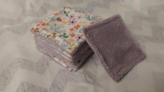 Cotons démaquillants fleur lavables en éponge bambou