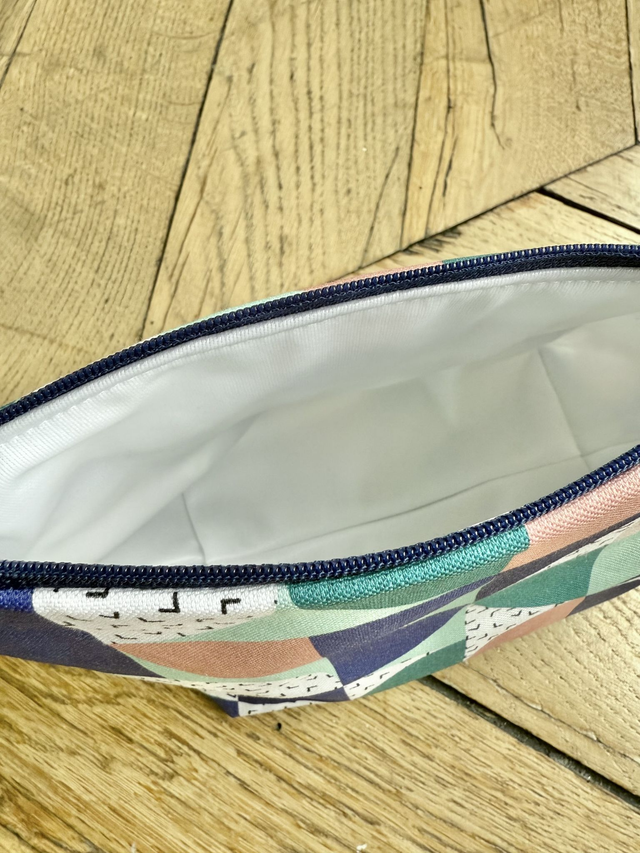 Trousse de toilette - tissu intérieur imperméable - BAUHAUS bleu