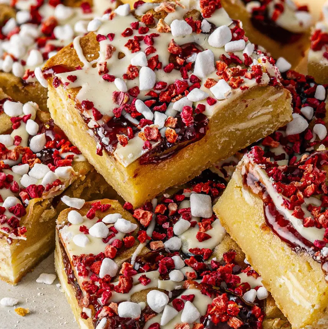 Raspberry &amp; White Chocolate Blondie (Vegetarian)