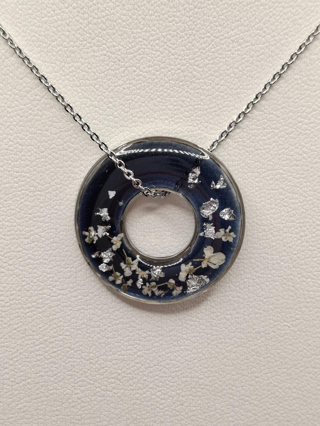 Navy circle Queen Anne's lace pendant