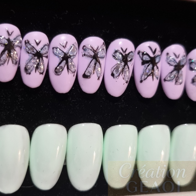 Green butterfly little rond M