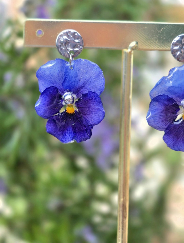 Pensée boucles d'oreilles