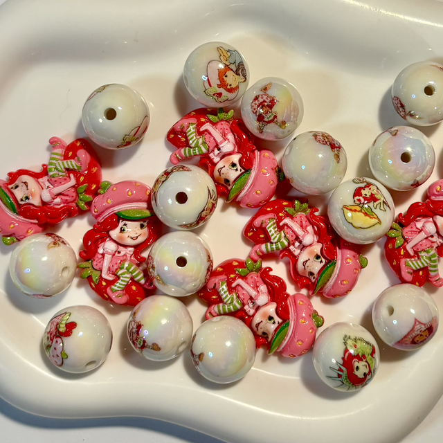 Strawberry Shortcake bead/flatback mix