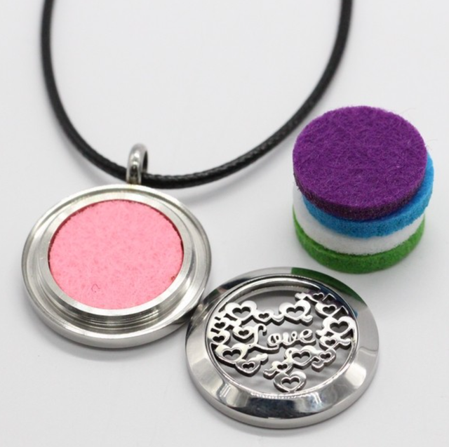 Collier à parfumer LOVE