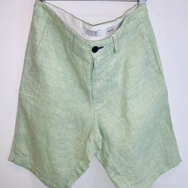 Bermuda chino lin Ganesh 