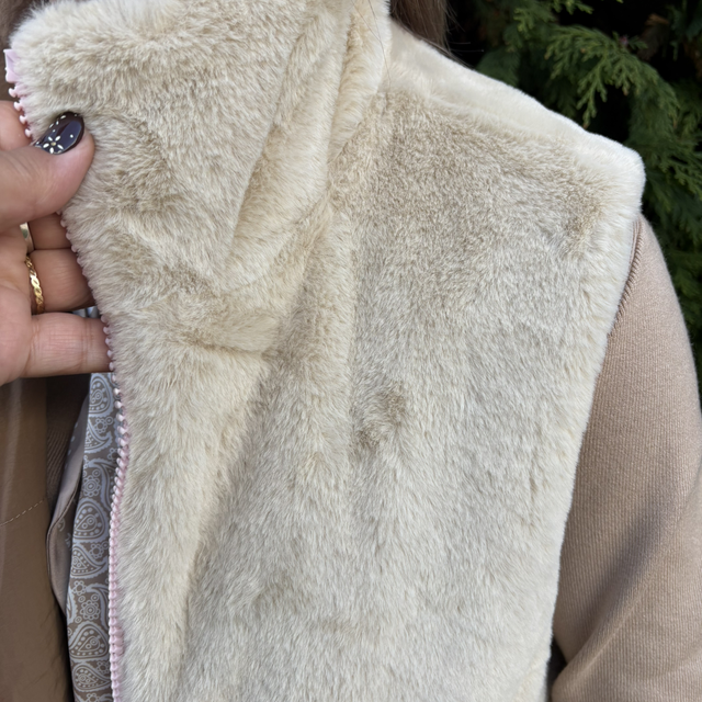 Gilet réversible en fausse fourrure – Micha