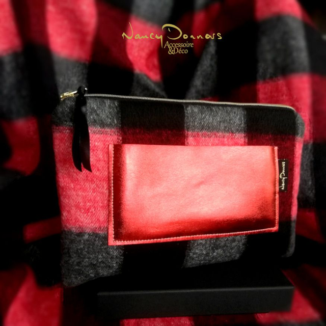 Grande pochette rouge