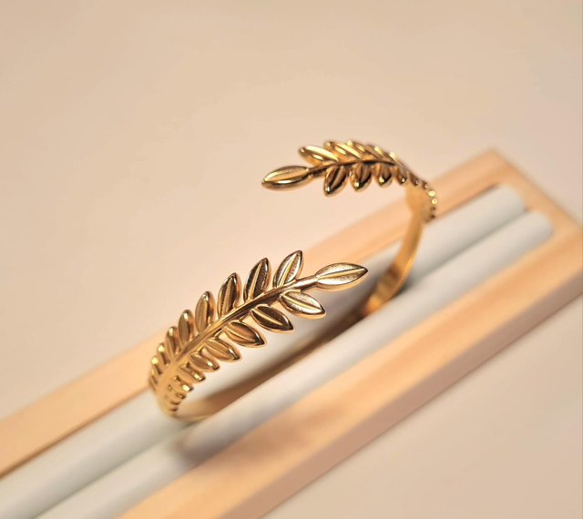 Bracelet/jonc "feuillage" en acier inoxydable or 