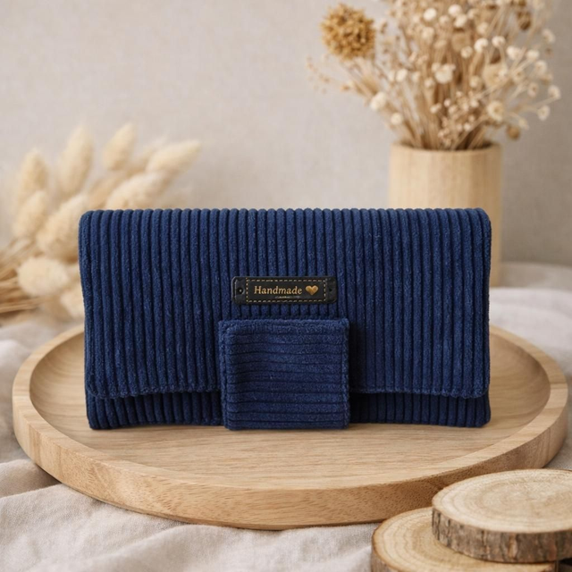 Portefeuille bleu marine